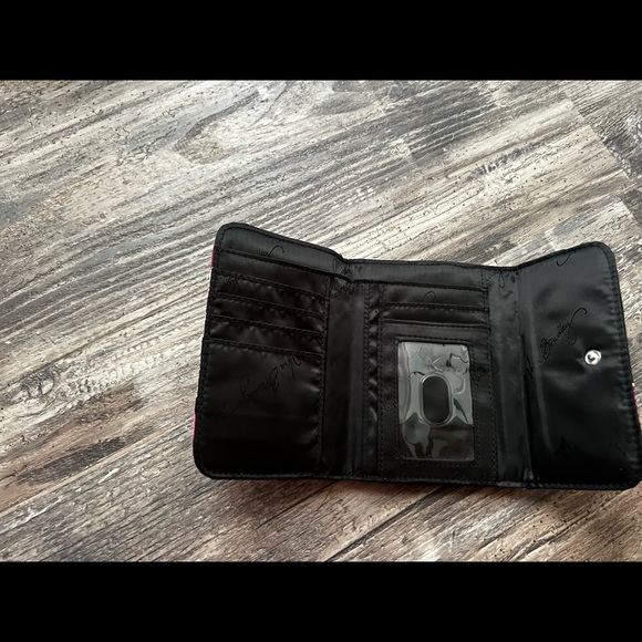 Vera Bradley small, trifold wallet - Picture 3 of 3